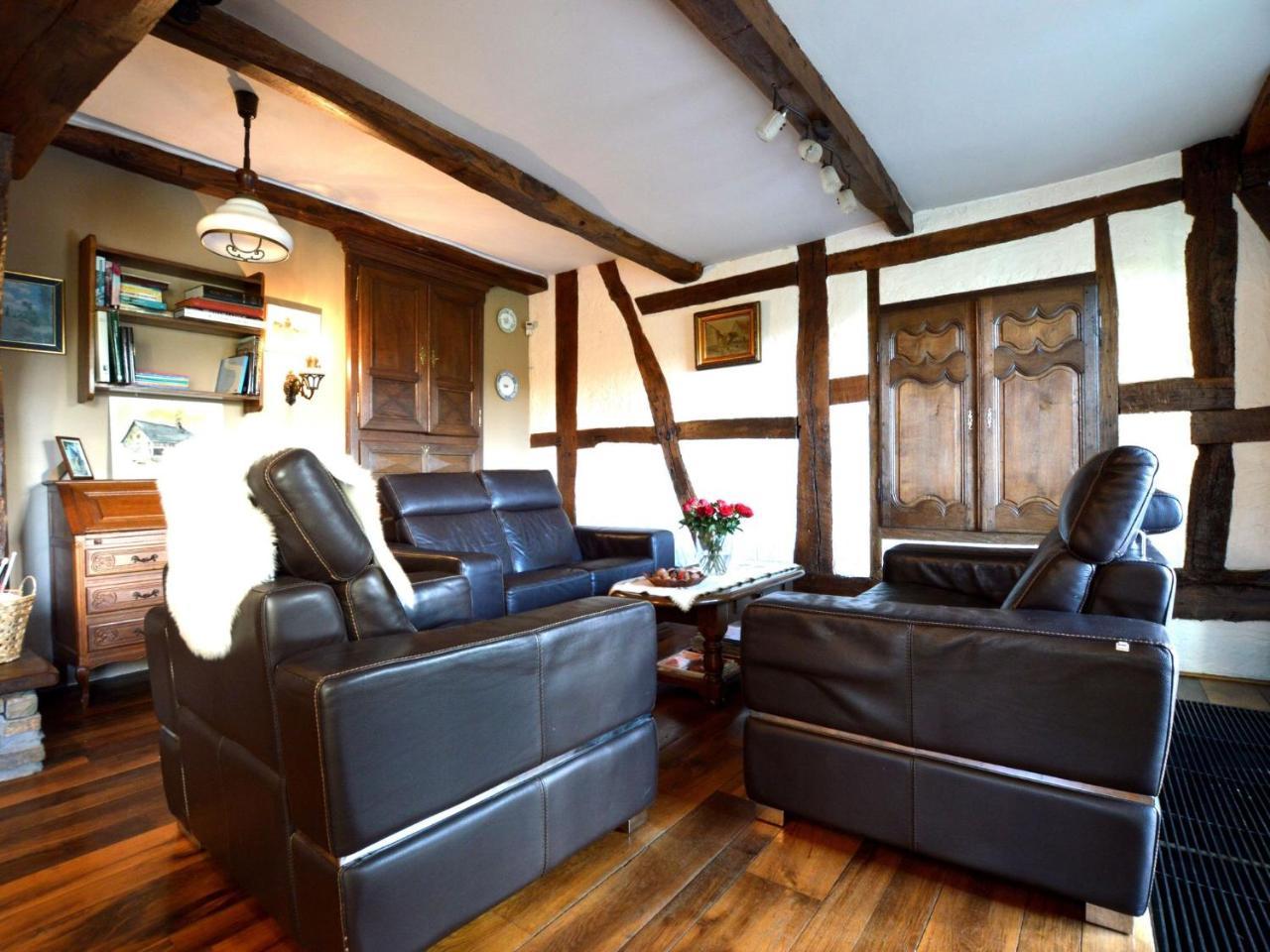 Cozy Cottage In Malmedy With Large Garden Экстерьер фото